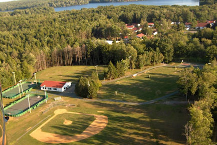 aerial-with-lake